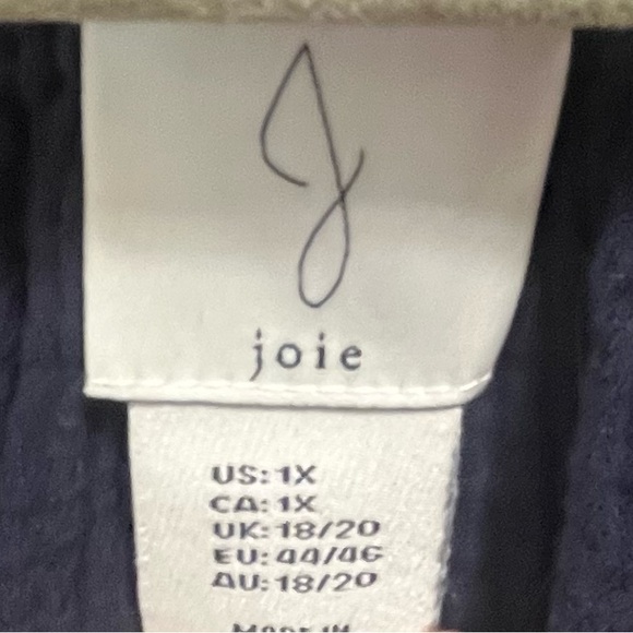 Navy Blue Women's Top - Picture 2 of 4